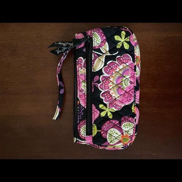 EUC VB Wristlet - Picture 2 of 4